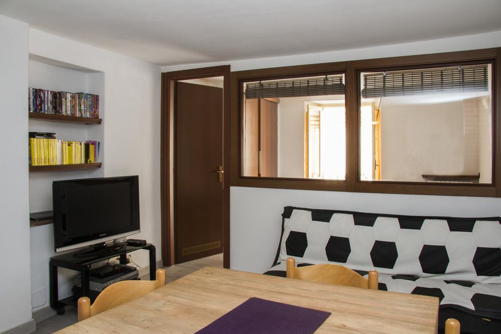 Apartment Via Sant'Alessandro Bergamo Room photo